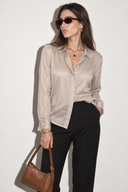 Editorial Portrait with Tan Leather Handbag
