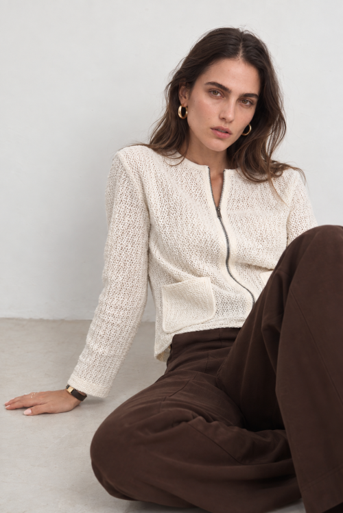 Minimalist Editorial Portrait(4)